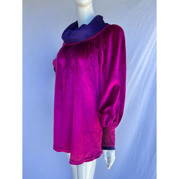 80s Magenta Long Sleeve Velvet Sweater - Picture 7 of 9